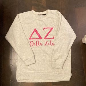 DELTA ZETA SWEATSHIRT